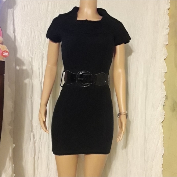 Dresses & Skirts - Black dress